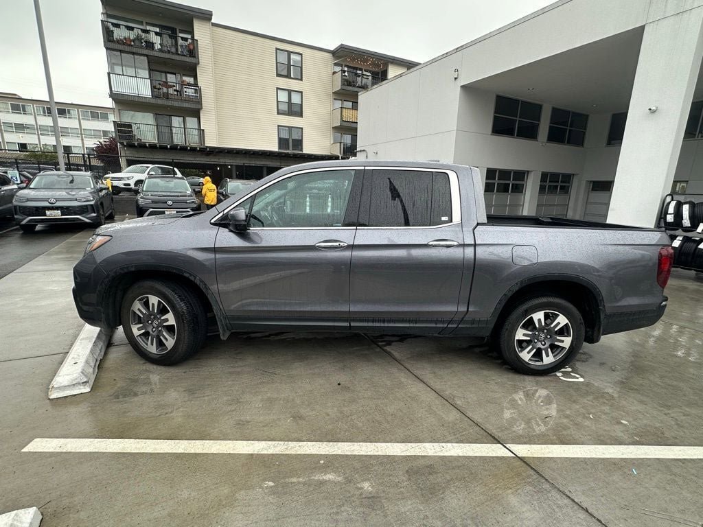 Used 2018 Honda Ridgeline RTL-E image 3