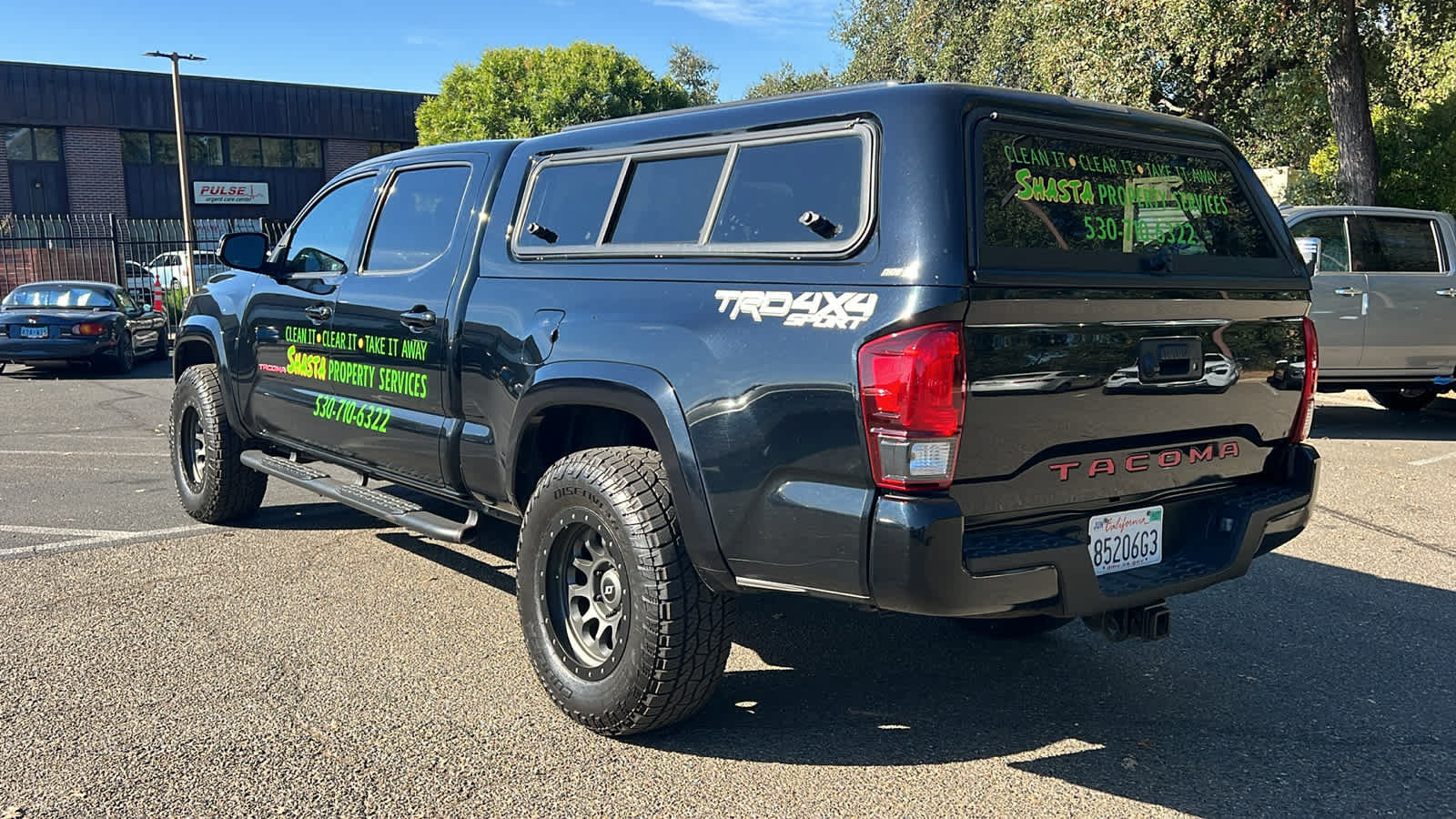 Used 2019 Toyota Tacoma TRD Sport AWD/4WD image 7