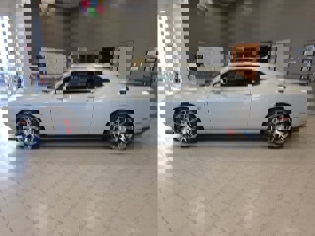 Used 2021 Dodge Challenger SRT Hellcat image 3