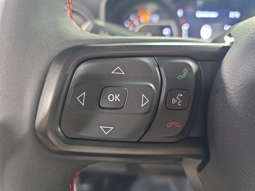 Used 2024 Jeep Wrangler Unlimited Rubicon w/ Convenience Group AWD/4WD image 16
