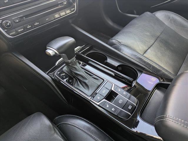 Used 2017 Kia Cadenza Technology image 12
