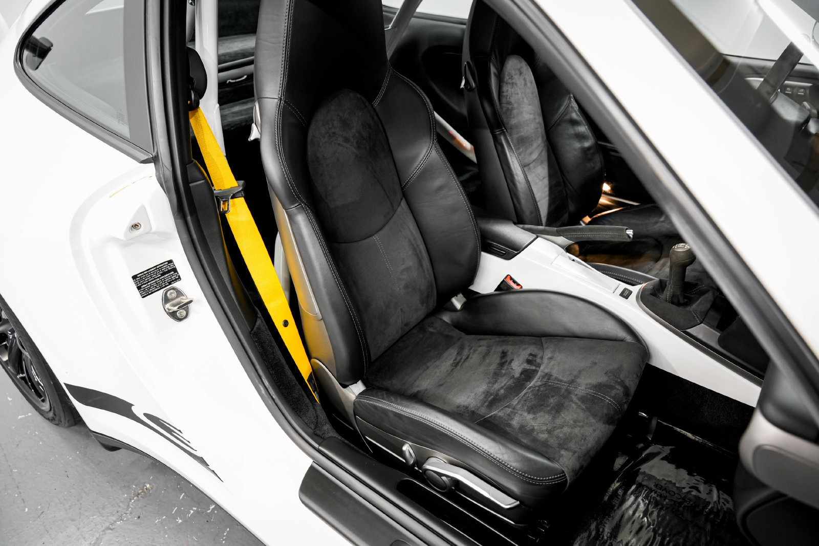 Used 2007 Porsche 911 GT3 RS RWD image 24