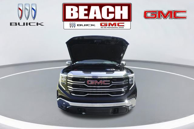 Used 2024 GMC Sierra 1500 SLT w/ SLT Premium Plus Package AWD/4WD image 9
