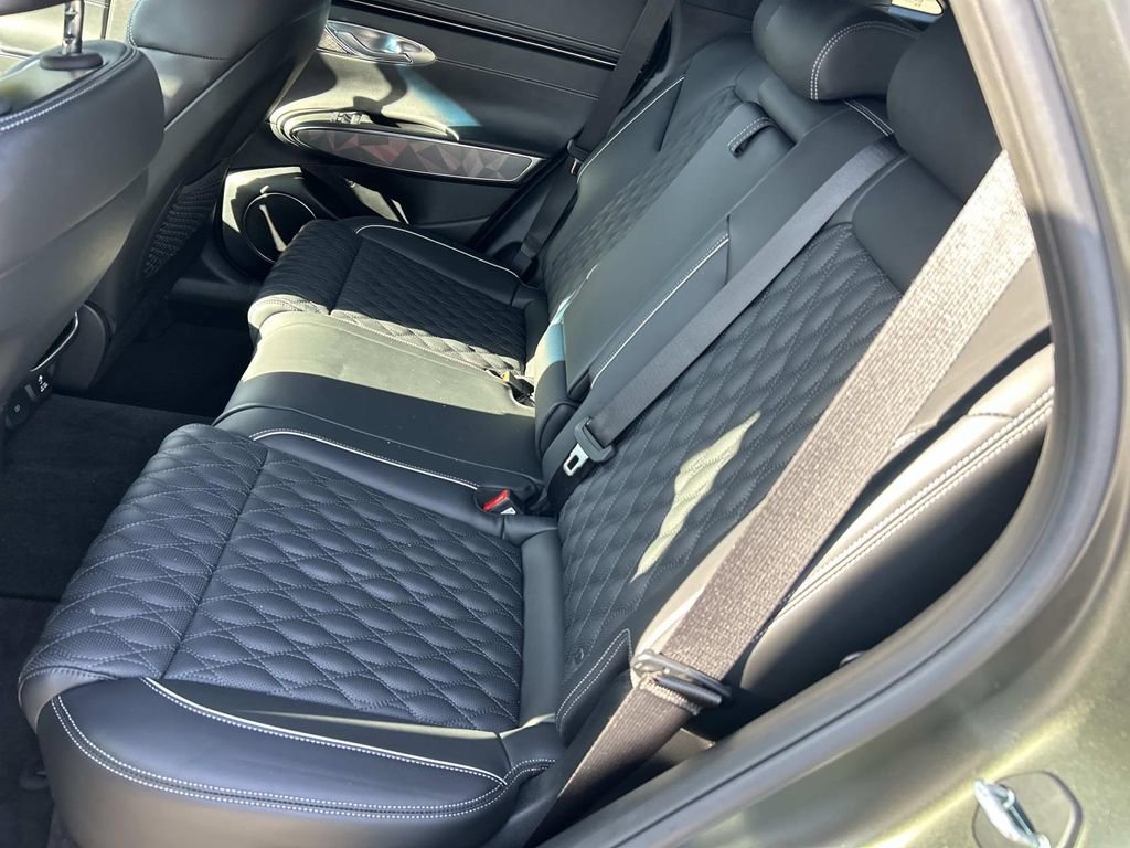 Used 2025 Genesis GV70 3.5T Sport w/ Sport Advanced Package image 22