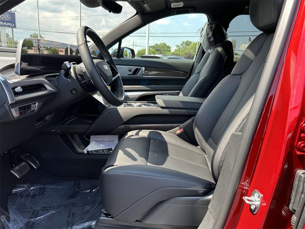 New 2026 Cadillac Vistiq Sport image 16