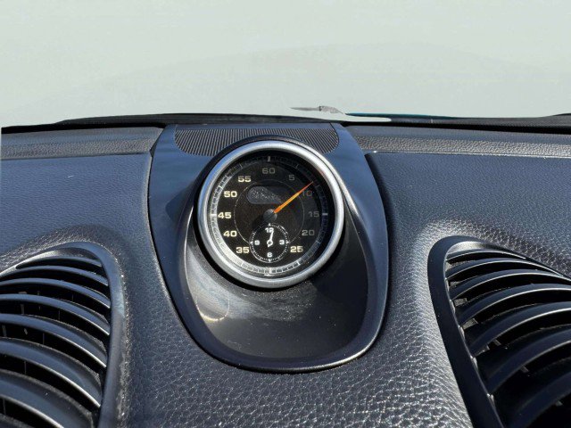 Used 2018 Porsche 718 Boxster S image 33