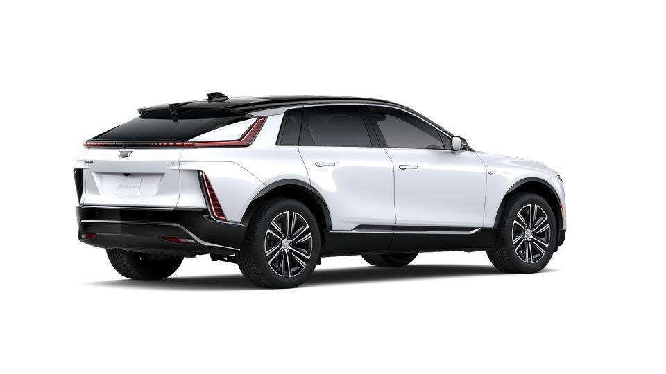 New 2027 Cadillac Lyriq Premium Luxury w/ LPO, Floor Liner Package AWD/4WD image 19