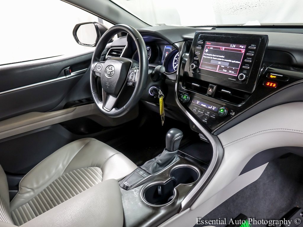 Used 2024 Toyota Camry SE image 23