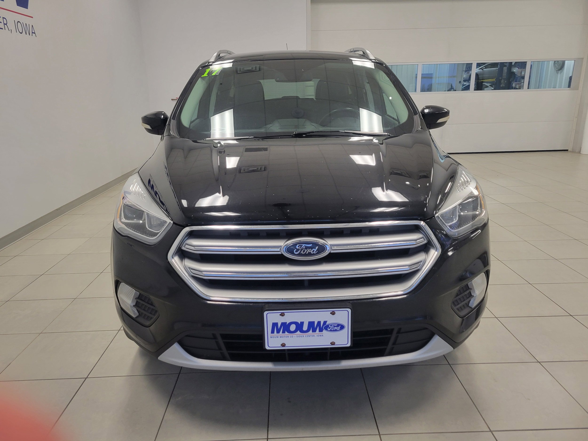 Used 2017 Ford Escape Titanium image 24