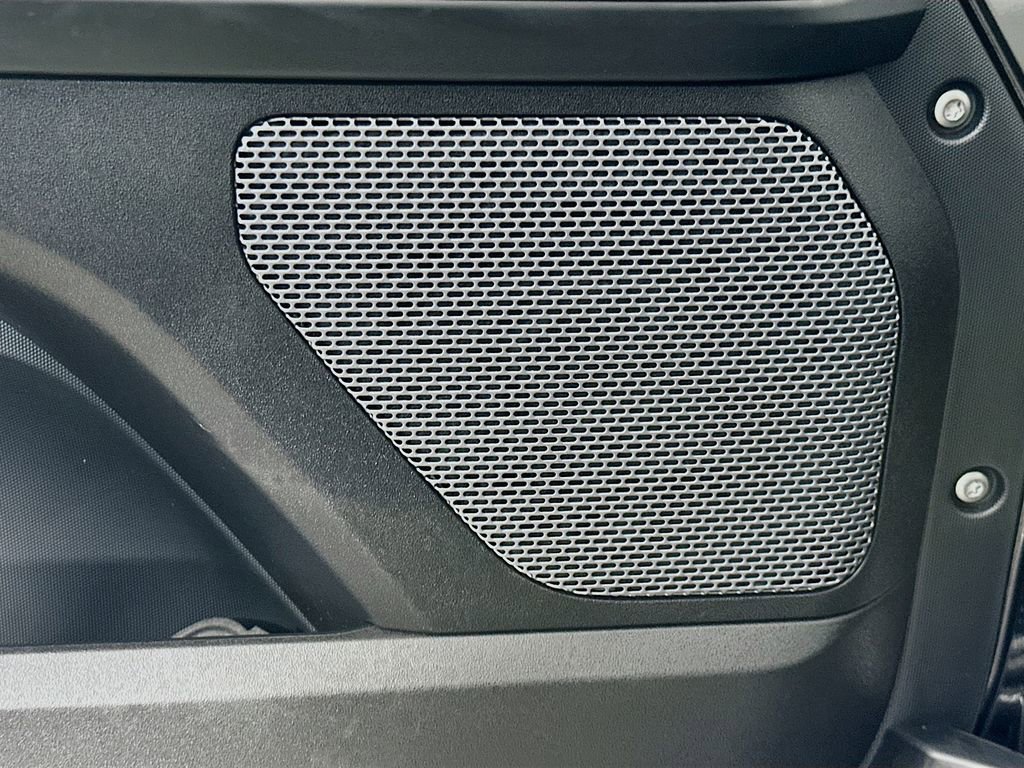 Used 2020 Land Rover Defender 110 S image 19