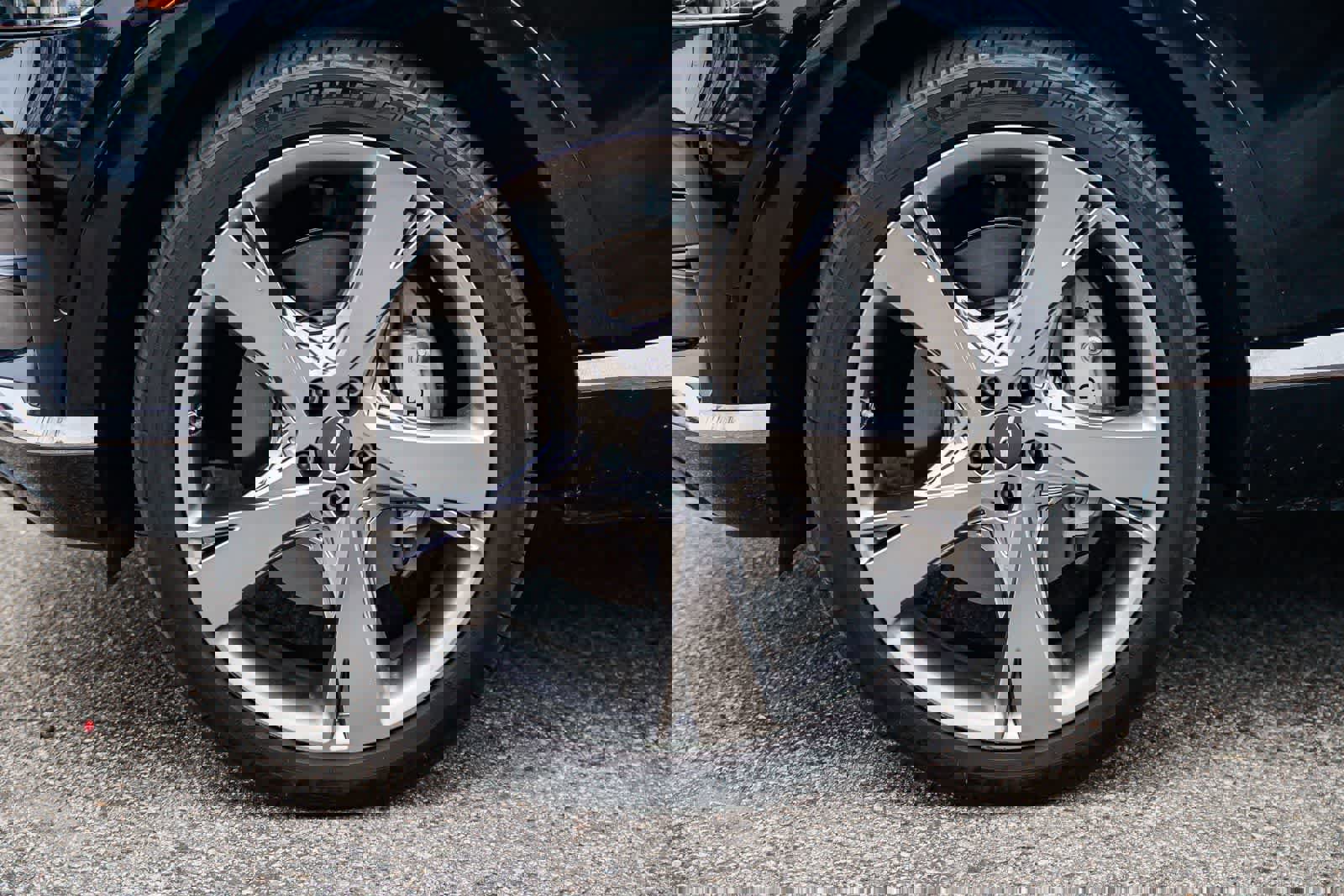 Used 2023 Tesla Model 3 Standard Range image 22