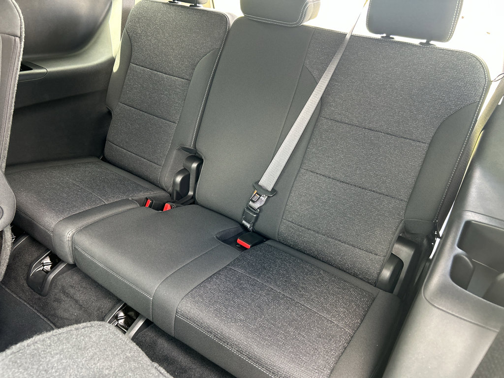 Used 2024 Chevrolet Traverse LT image 18