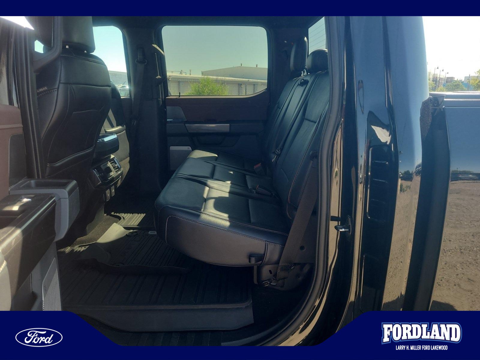 Used 2021 Ford F150 Lariat AWD/4WD image 17
