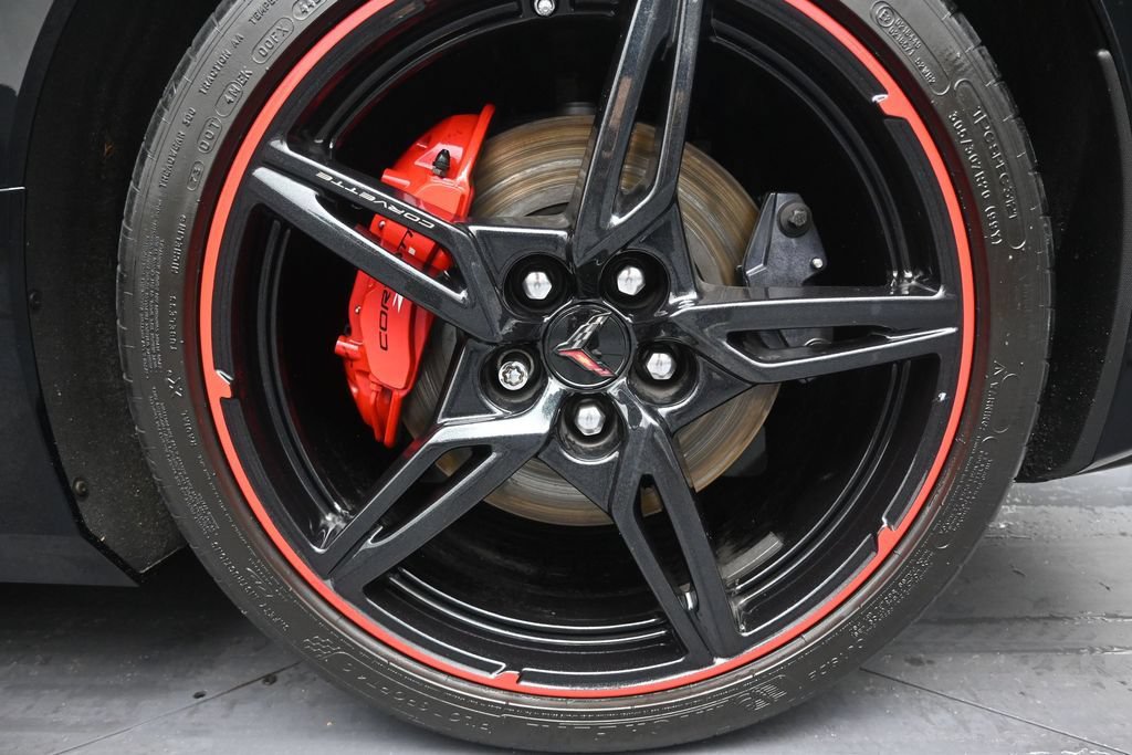 Used 2022 Chevrolet Corvette Stingray Premium Conv w/ Z51 Performance Package RWD image 10
