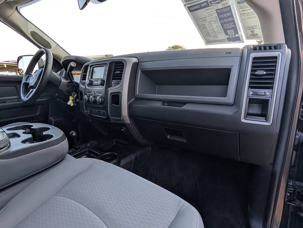 Used 2017 RAM 3500 Tradesman w/ Chrome Appearance Group AWD/4WD image 22