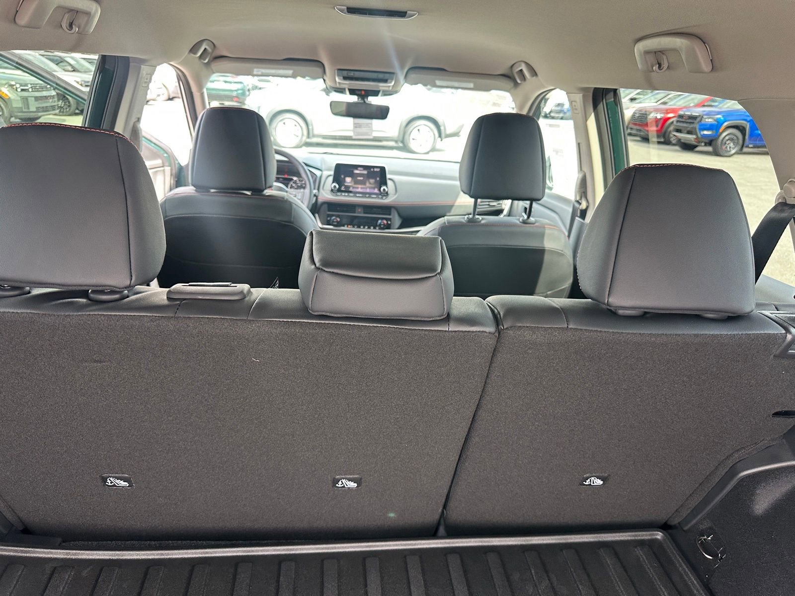 New 2026 Nissan Rogue SV w/ Rock Creek Premium Package AWD/4WD image 32