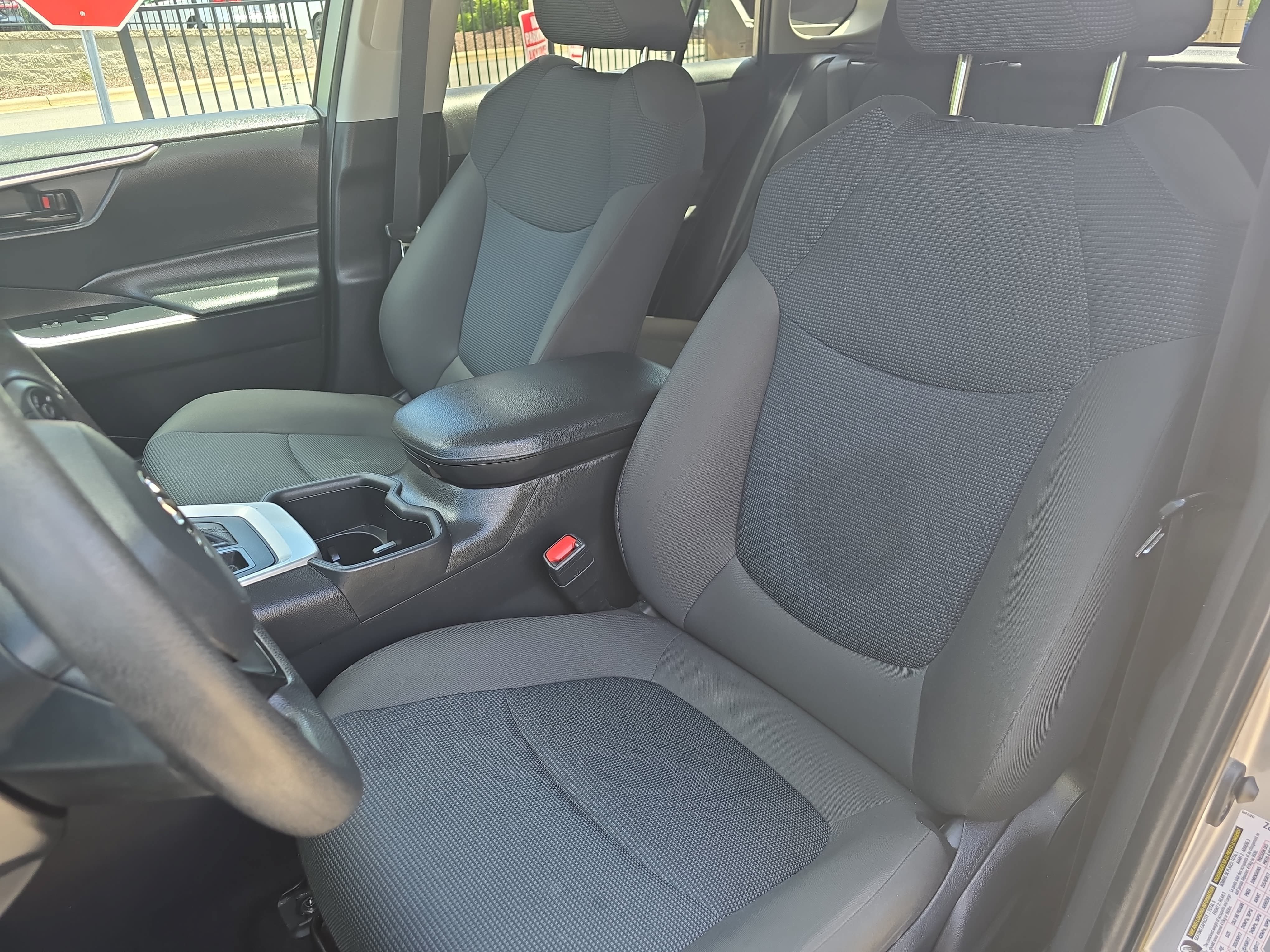 Certified 2023 Toyota RAV4 LE FWD image 15