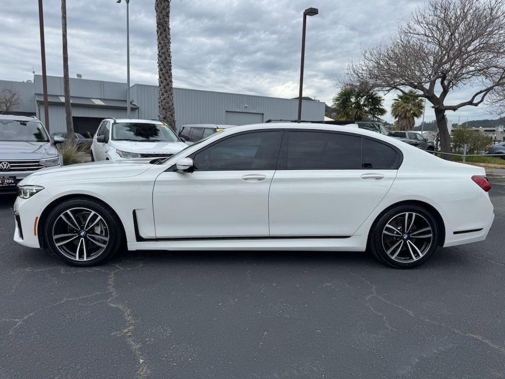 Used 2021 BMW 740i w/ M Sport Package RWD image 7