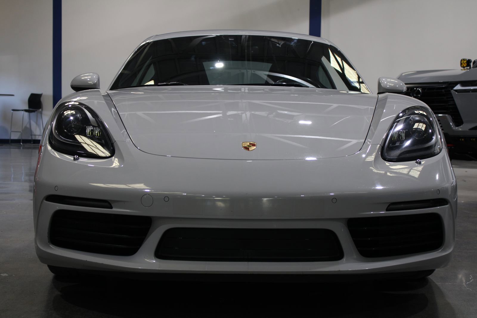 Used 2019 Porsche 718 Cayman S RWD image 5