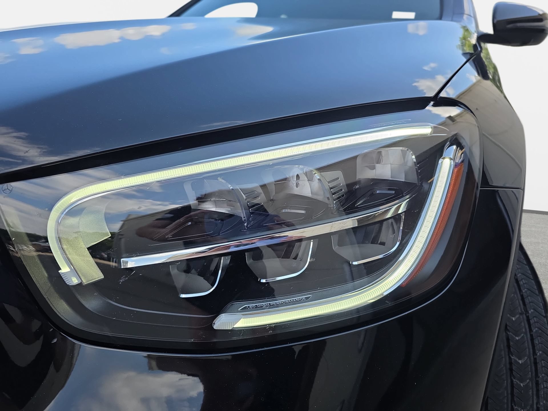 Used 2023 Mercedes-Benz GLC 300 4MATIC Coupe image 30