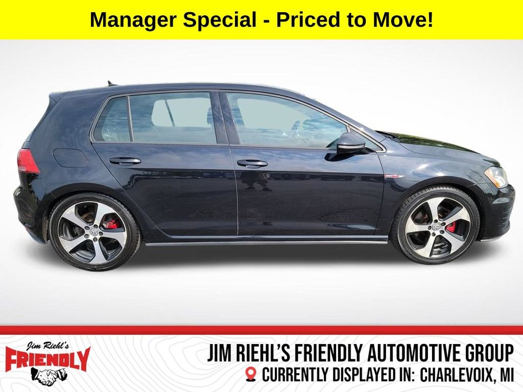 Used 2016 Volkswagen Golf S image 6