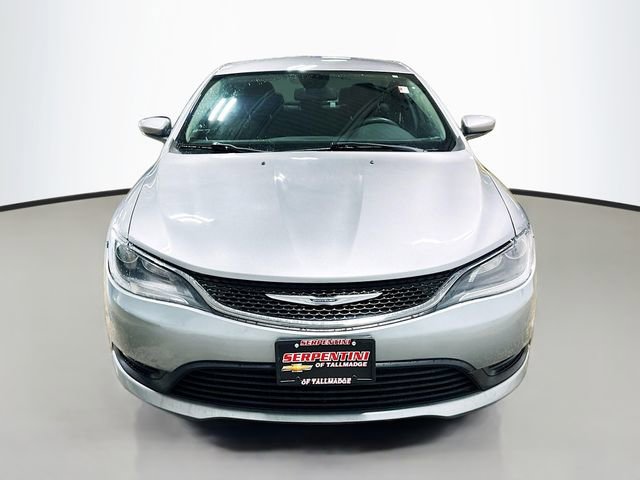 Used 2016 Chrysler 200 LX image 3
