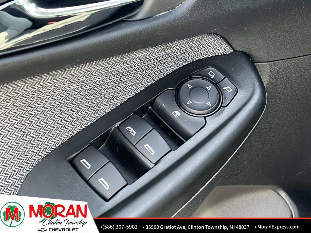 Certified 2024 Chevrolet TrailBlazer LT w/ LT Cold Weather Package FWD image 17