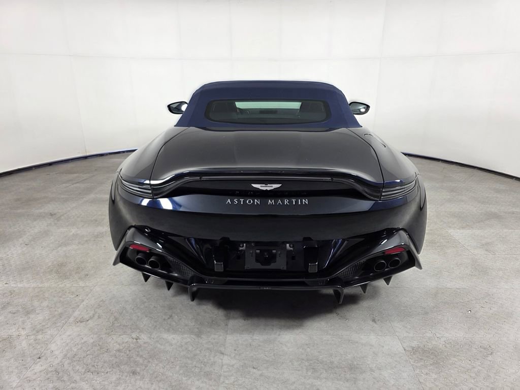 Used 2023 Aston Martin V8 Vantage Roadster RWD image 6