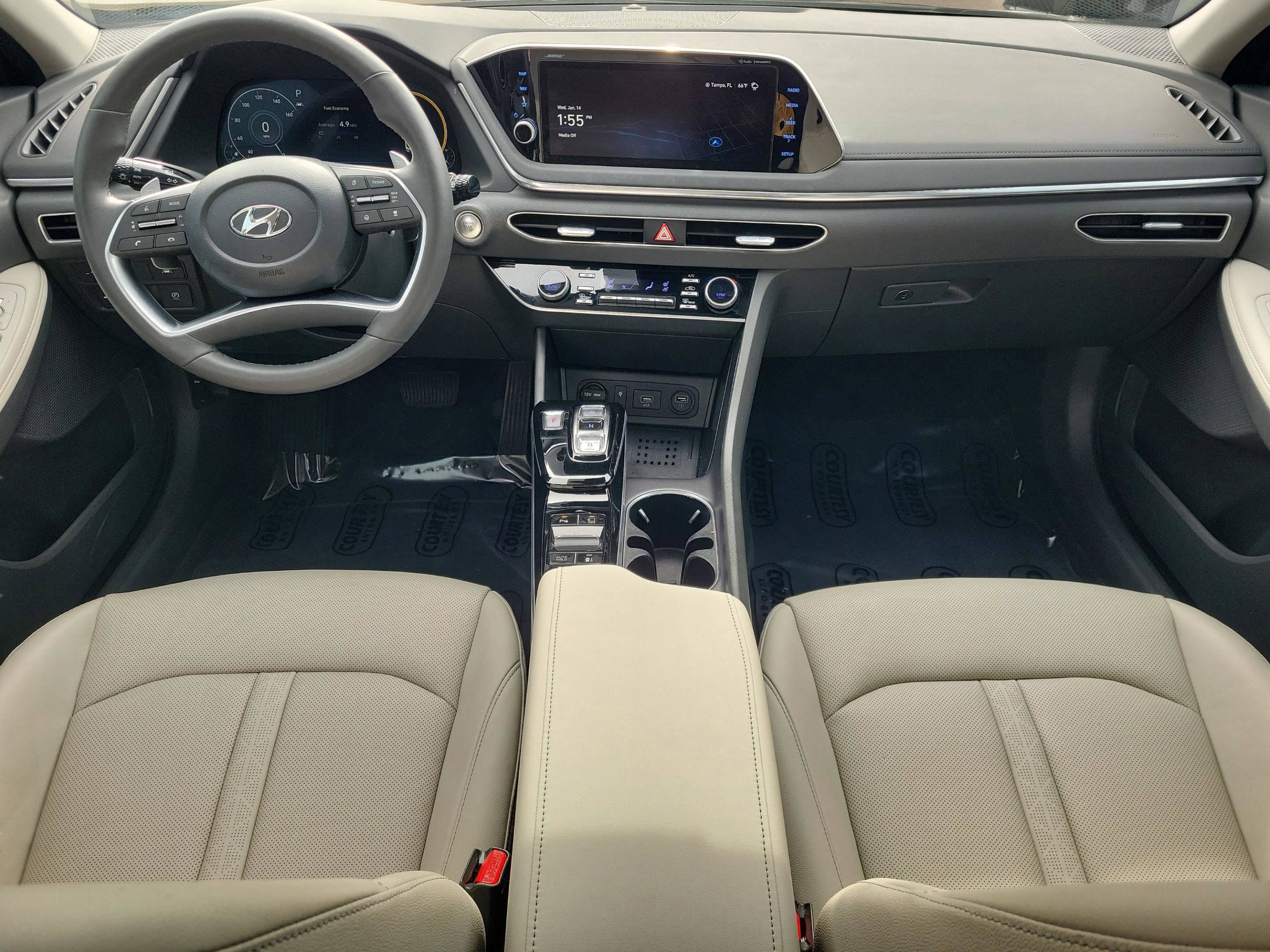 Used 2023 Hyundai Sonata Limited w/ Preferred Accessory Package image 13