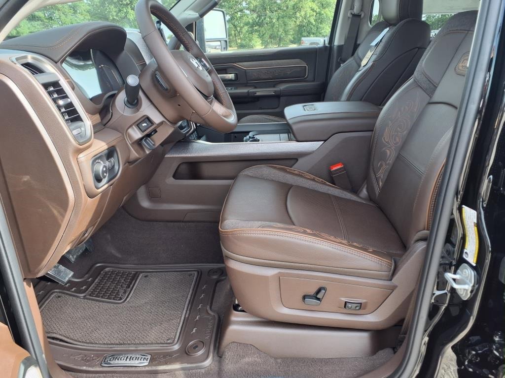 New 2025 RAM 3500 Longhorn image 6