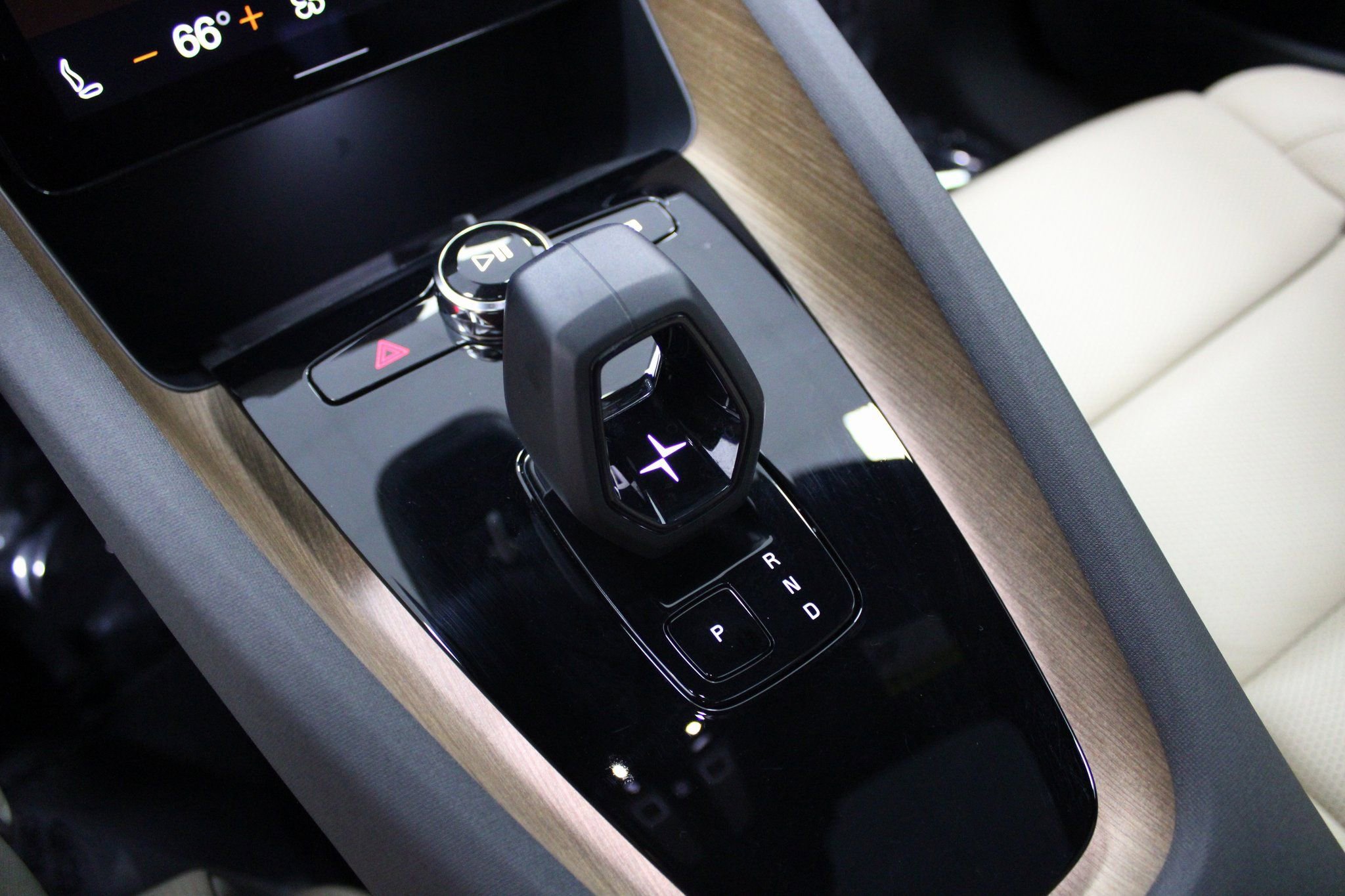 Used 2021 Polestar Polestar 2 image 39