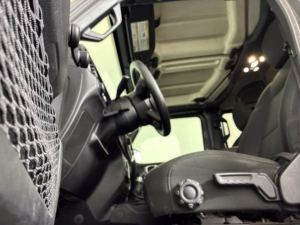 Used 2020 Jeep Wrangler Unlimited Sport AWD/4WD image 22