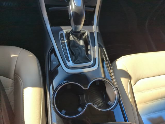 Used 2016 Ford Edge SEL w/ Equipment Group 201A FWD image 47
