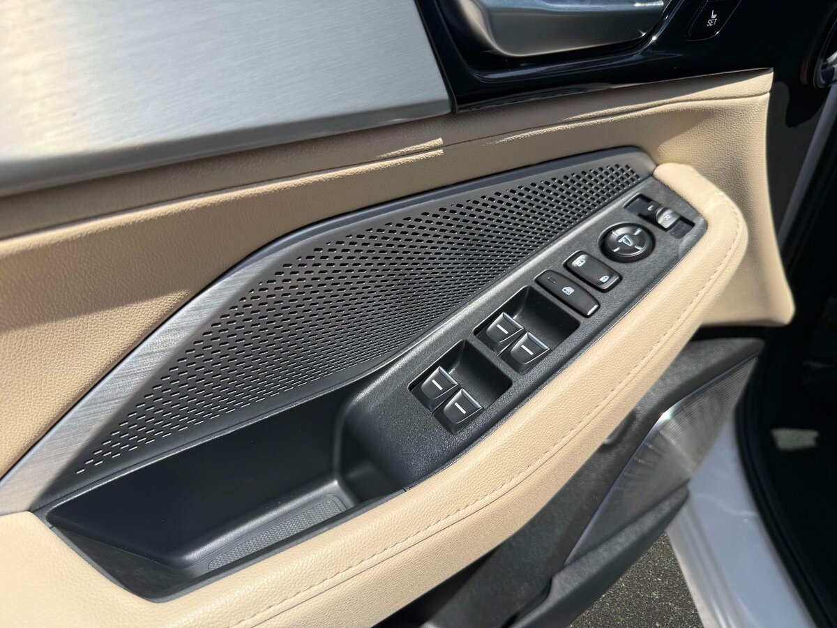 Certified 2026 Acura MDX SH-AWD image 18