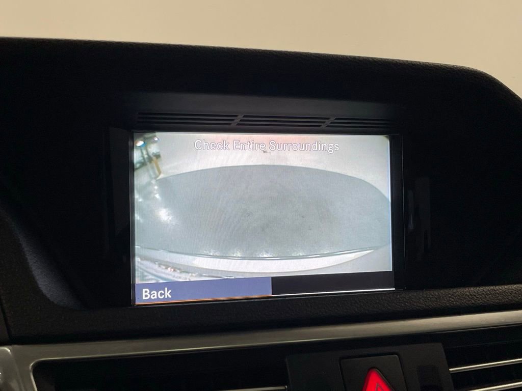 Used 2010 Mercedes-Benz E 550 4MATIC Sedan w/ Premium 2 Pkg image 21