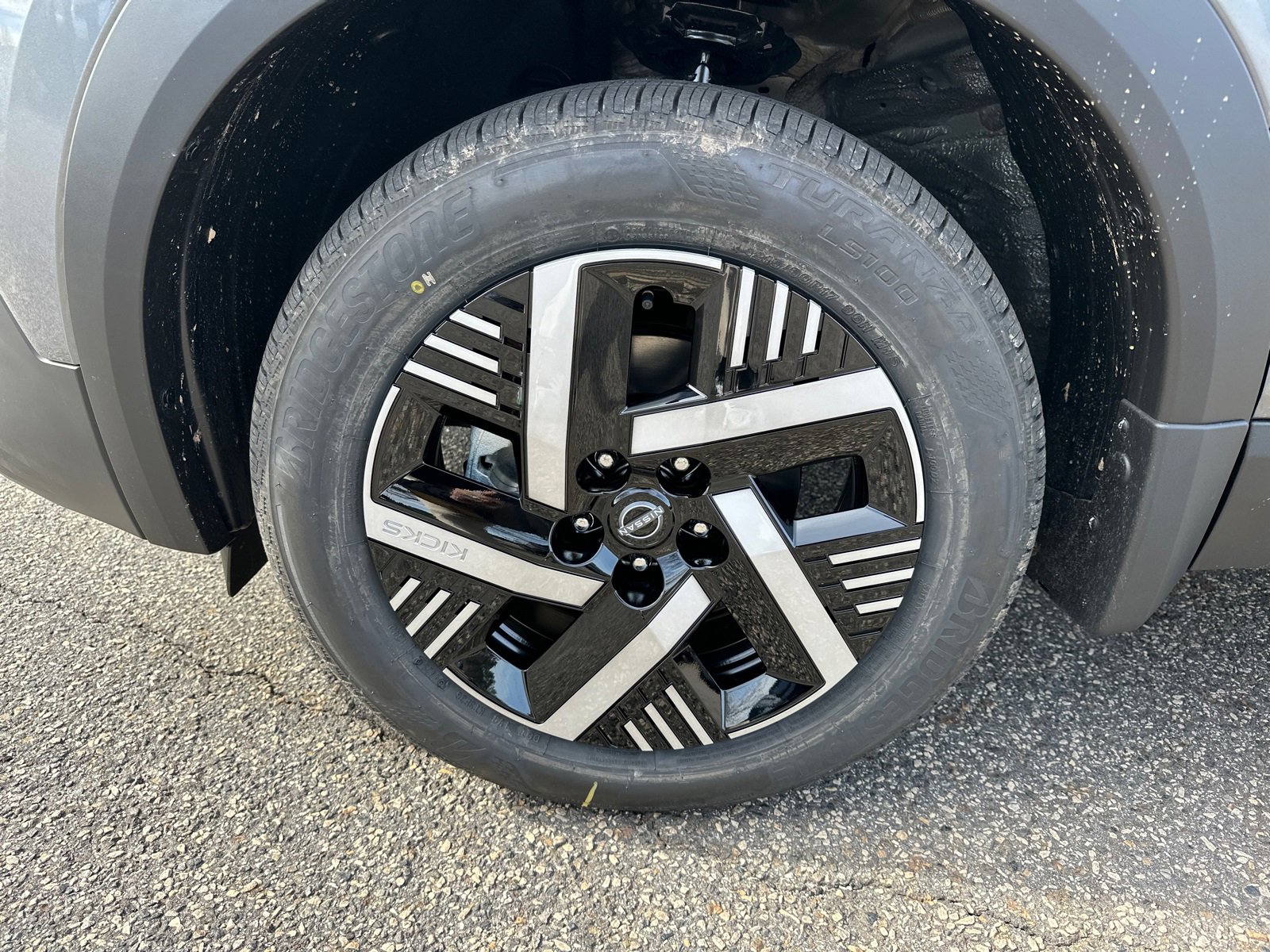 New 2026 Nissan Kicks SV w/ SV Premium Package image 11