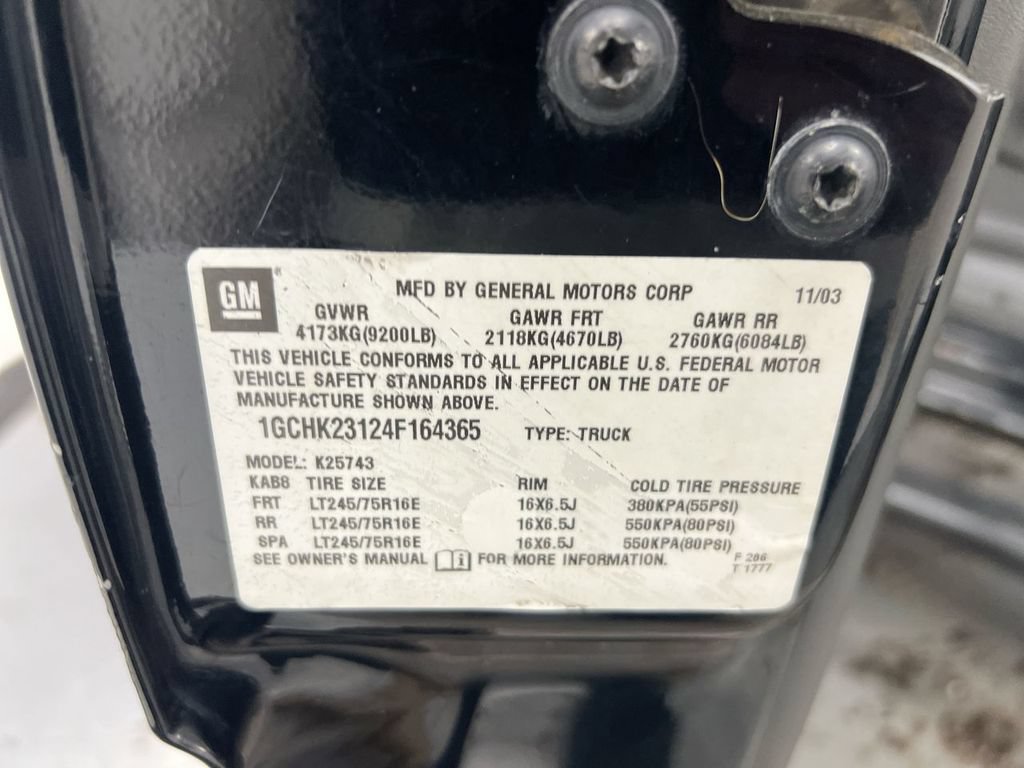 Used 2004 Chevrolet Silverado 2500 LT w/ Skid Plate Package AWD/4WD image 25