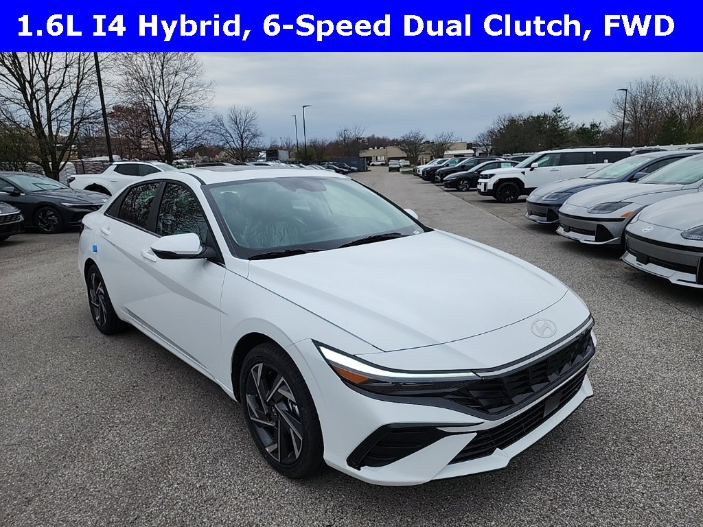 New 2025 Hyundai Elantra Limited w/ Cargo Package