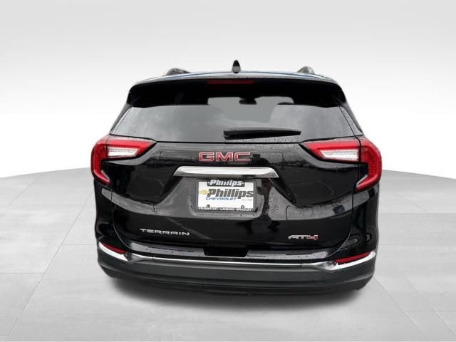 Used 2023 GMC Terrain AT4 image 12