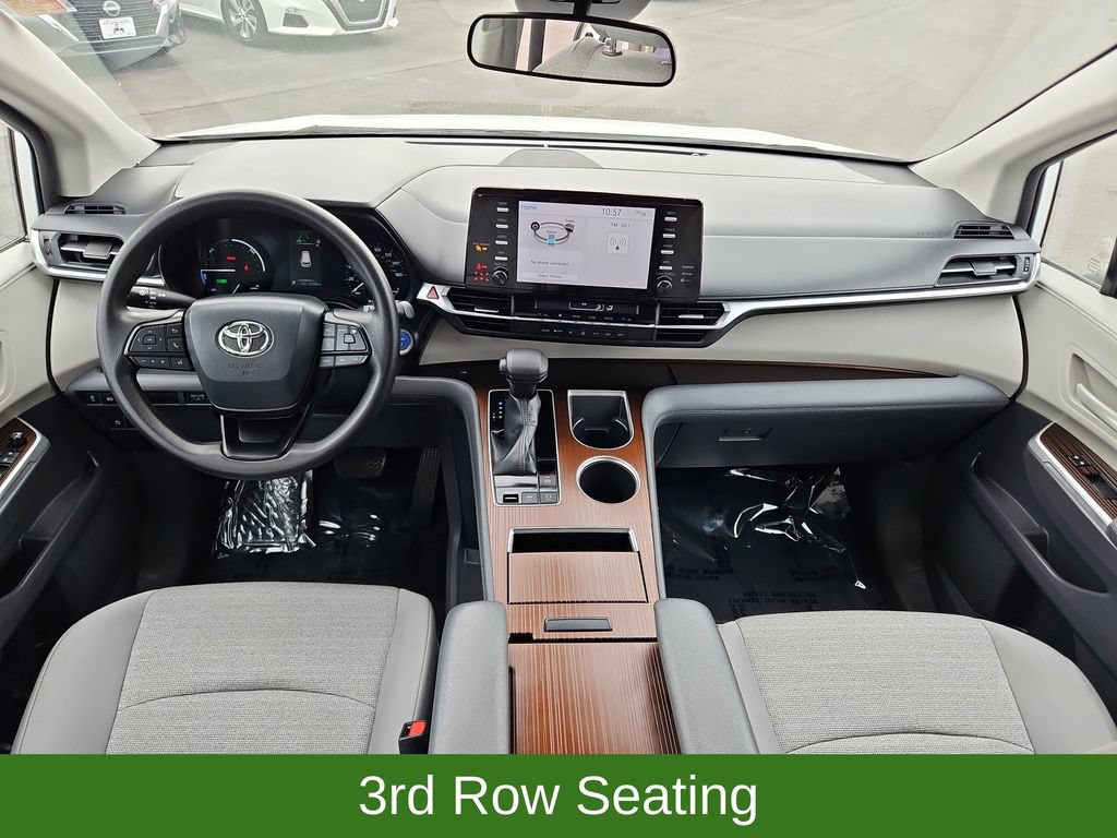 Used 2022 Toyota Sienna LE FWD image 9