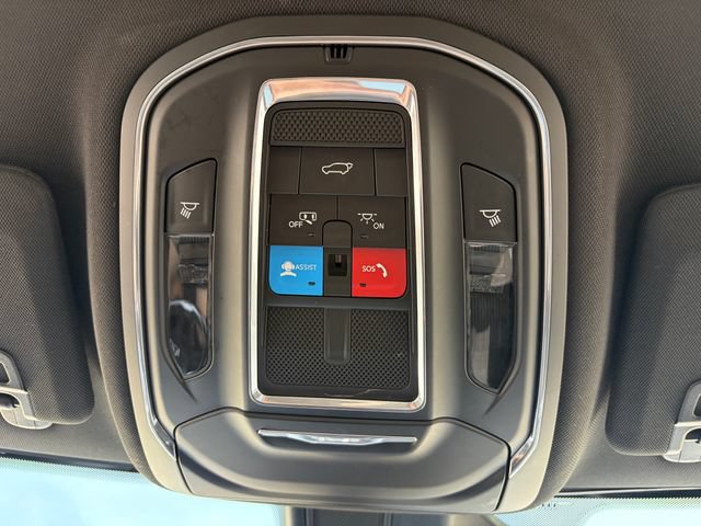 Used 2023 Jeep Grand Cherokee L Laredo AWD/4WD image 24