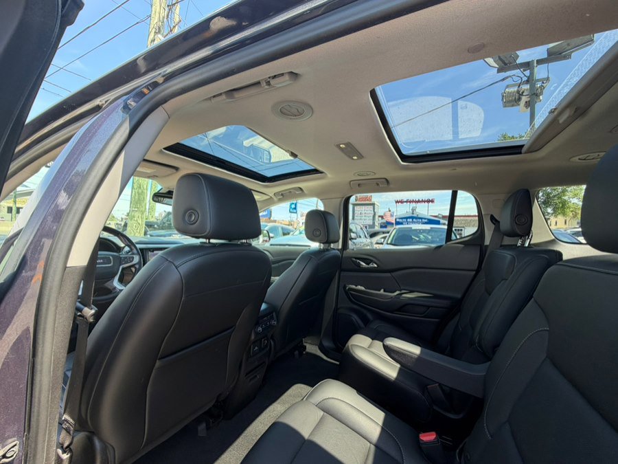 Used 2019 GMC Acadia SLT AWD/4WD image 8