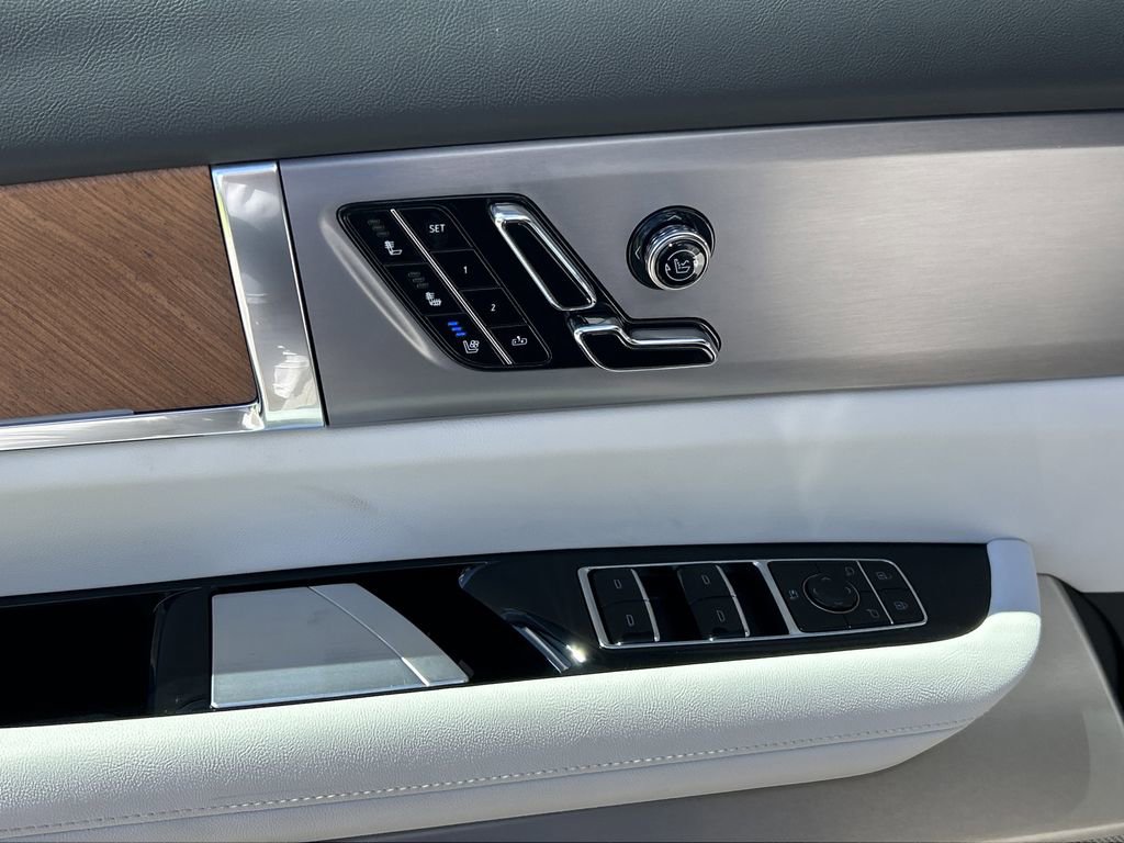 New 2026 Cadillac Vistiq Luxury image 19