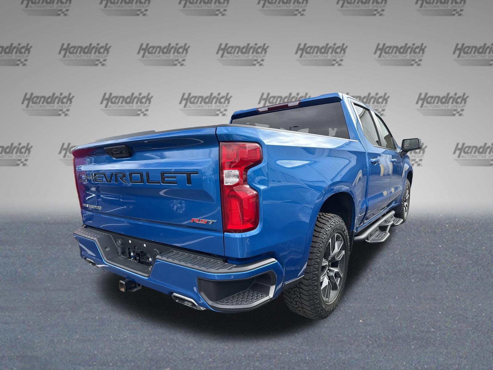 Used 2023 Chevrolet Silverado 1500 RST AWD/4WD image 16