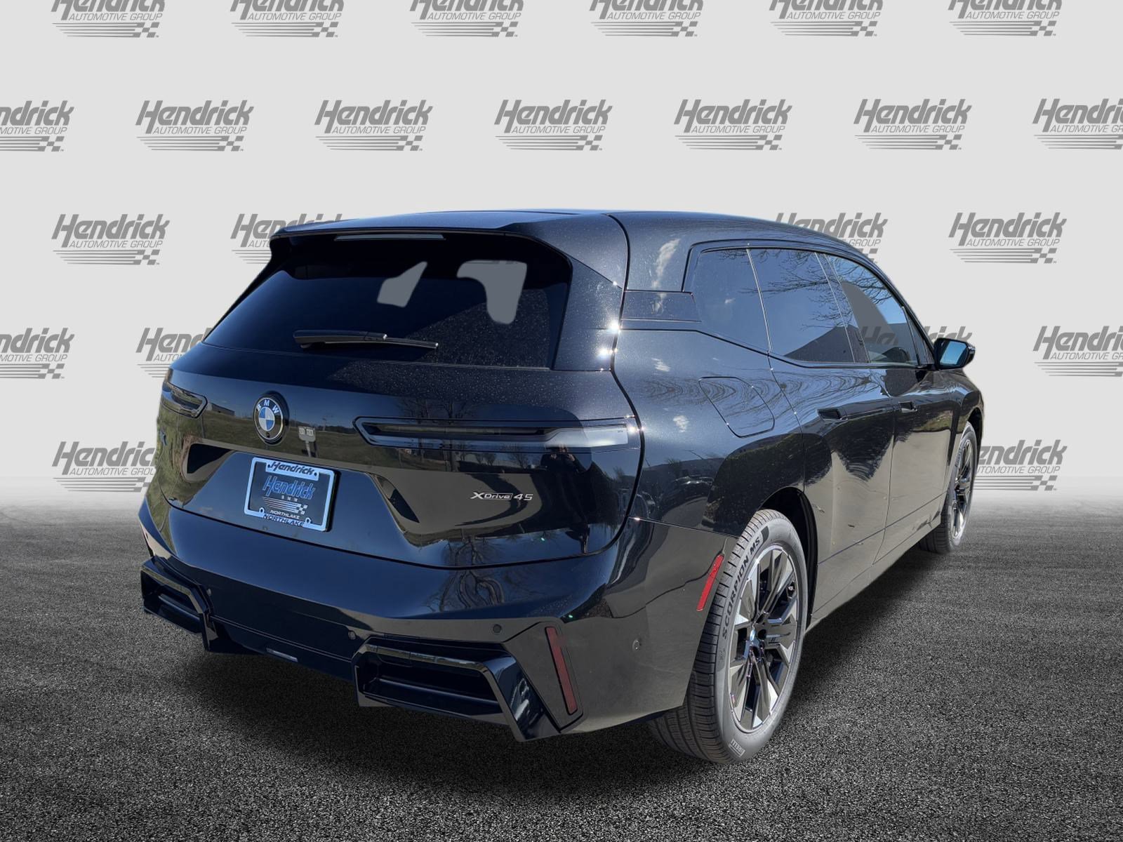 Used 2026 BMW iX xDrive45 image 10