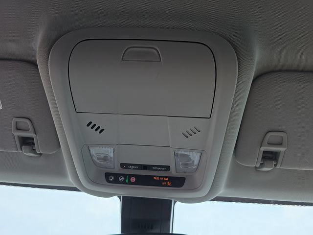 Used 2020 GMC Terrain SLE FWD image 26
