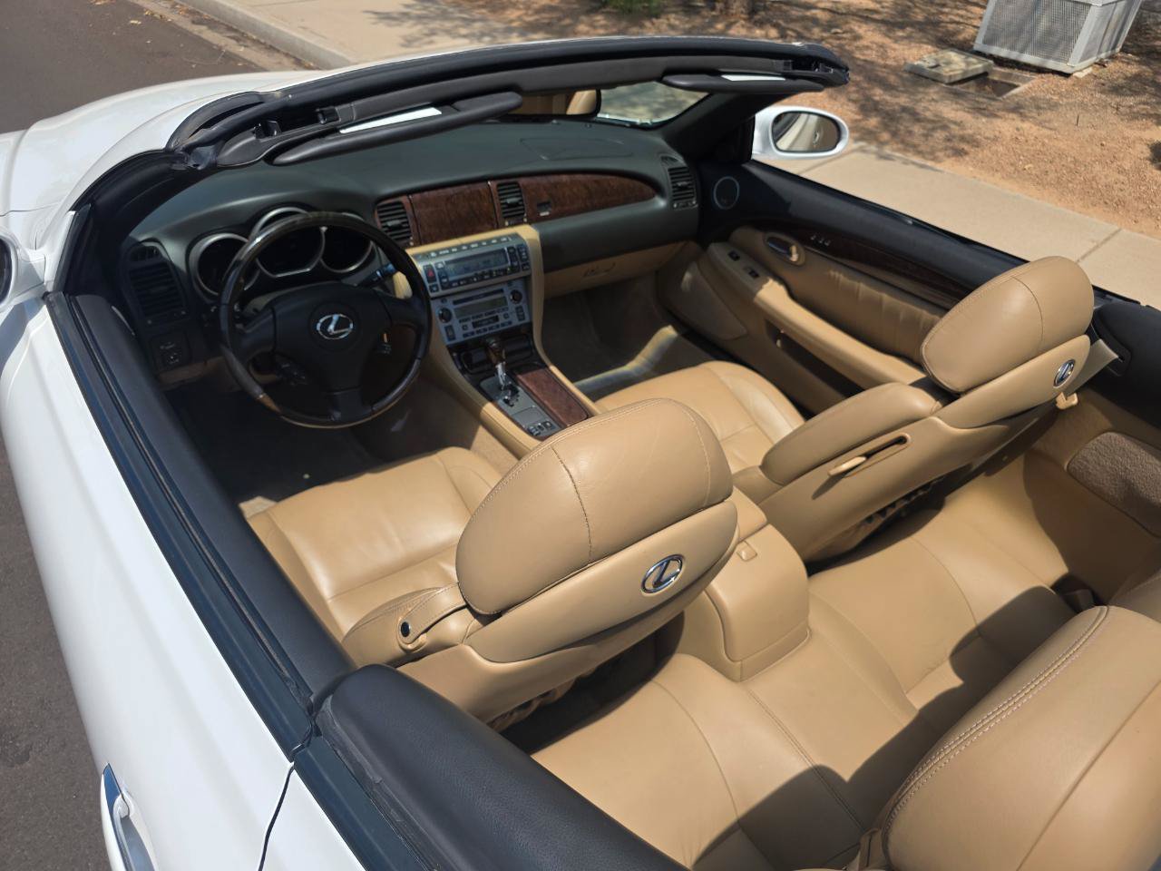 Used 2008 Lexus SC 430 Convertible RWD image 10