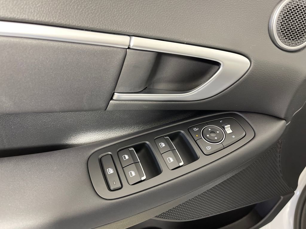 New 2026 Hyundai Sonata Blue image 18