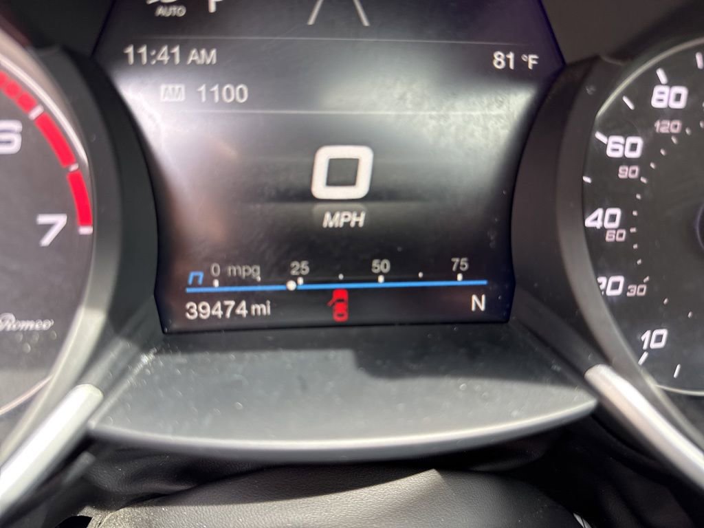 Used 2022 Alfa Romeo Giulia Veloce image 39