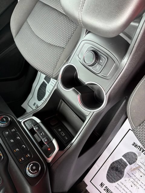 Used 2024 GMC Terrain SLE AWD/4WD image 19
